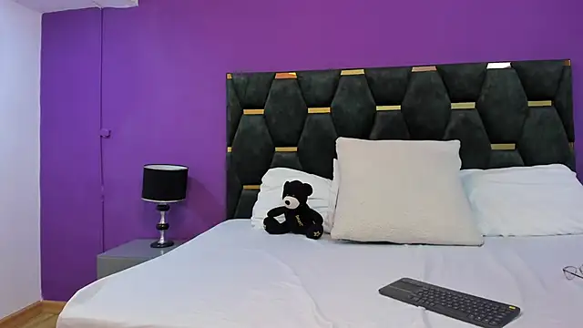 Abby-campbel online show from 04-20-26, 10:33