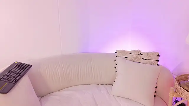 Cutie Riley online show from 02-26-26, 11:31