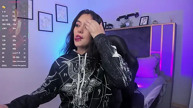 Snapshot of Azurra_amatto2 chatting on 10-11-25, 02:55 Azurra amatto2 online show from 10-11-25, 02:55