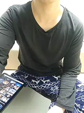 Snapshot of K_istp chatting on 11-03-25, 11:44 K istp online show from 11-03-25, 11:44