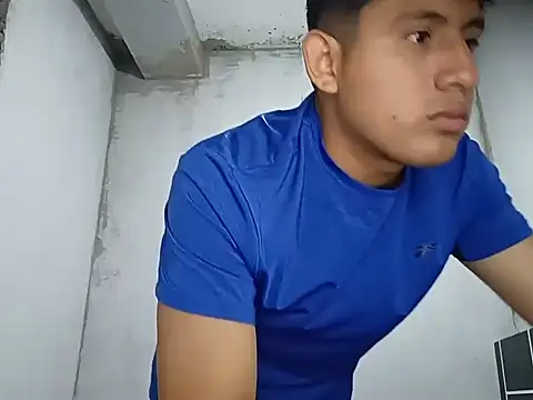 Snapshot of Daveking_10 chatting on 11-19-25, 03:50 Daveking 10 online show from 11-19-25, 03:50