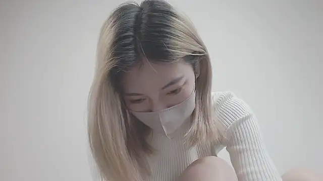 Snapshot of Rin0420 chatting on 01-15-26, 04:17 Rin0420 online show from 01-15-26, 04:17