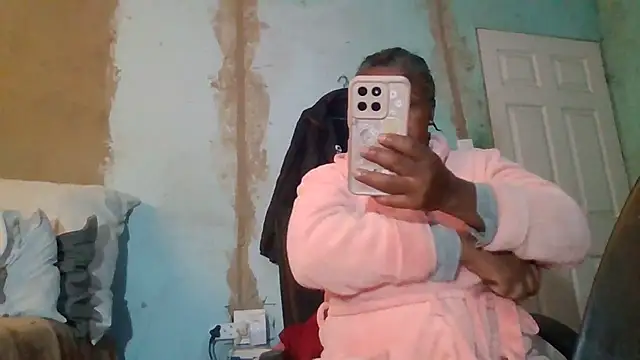 Snapshot of Nicky52 chatting on 03-16-26, 05:44 Nicky52 online show from 03-16-26, 05:44