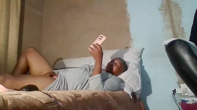 Snapshot of Nicky52 chatting on 03-16-26, 05:50 Nicky52 online show from 03-16-26, 05:50