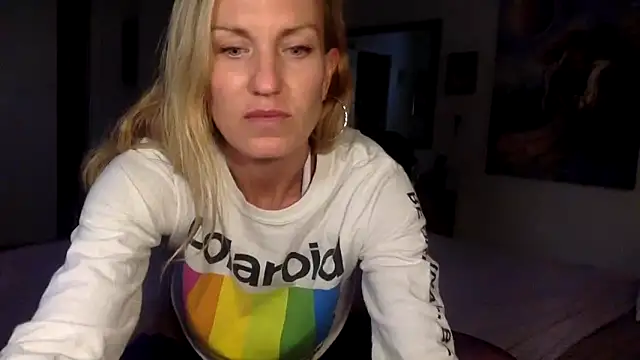 Snapshot of MackdaddyandgG chatting on 02-13-26, 09:22 MackdaddyandgG online show from 02-13-26, 09:22