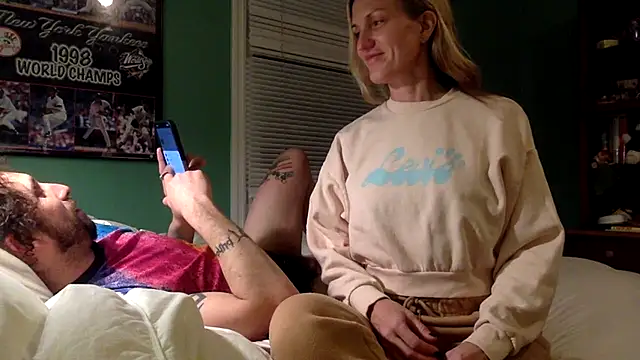 Snapshot of MackdaddyandgG chatting on 02-21-26, 12:33 MackdaddyandgG online show from 02-21-26, 12:33