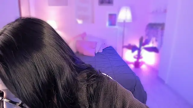 Snapshot of emma_soul1 chatting on 10-14-25, 08:09 emma soul1 online show from 10-14-25, 08:09