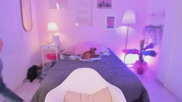 Snapshot of emma_soul1 chatting on 11-03-25, 08:10 emma soul1 online show from 11-03-25, 08:10