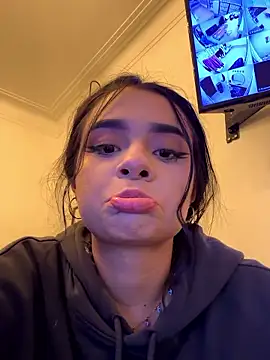 Snapshot of emma_soul1 chatting on 01-06-26, 08:12 emma soul1 online show from 01-06-26, 08:12