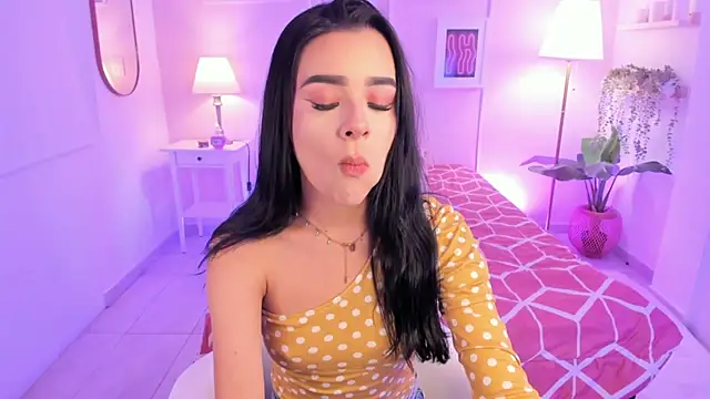 Snapshot of emma_soul1 chatting on 01-13-26, 08:03 emma soul1 online show from 01-13-26, 08:03