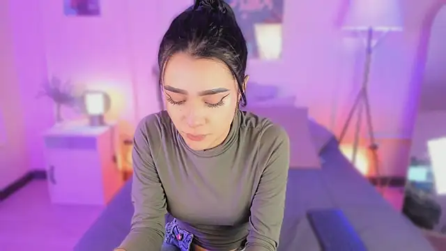 Snapshot of emma_soul1 chatting on 02-11-26, 07:52 emma soul1 online show from 02-11-26, 07:52