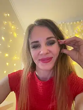 Snapshot of LucieMack chatting on 01-12-26, 07:08 LucieMack online show from 01-12-26, 07:08