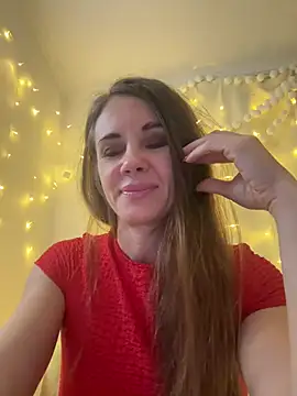 Snapshot of LucieMack chatting on 02-02-26, 09:46 LucieMack online show from 02-02-26, 09:46