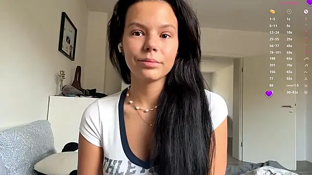 MaydaCornwall online show from 11-08-25, 09:09