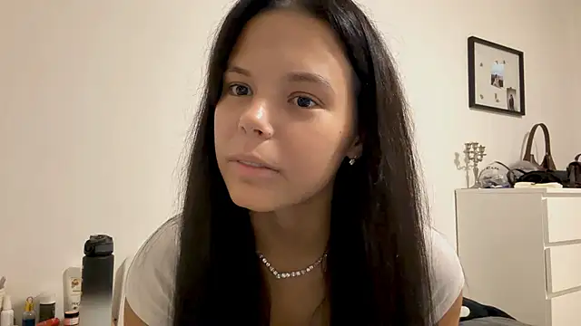 MaydaCornwall online show from 12-02-25, 04:13