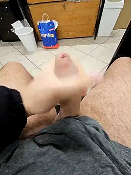 Snapshot of flirt_23 chatting on 02-05-26, 09:14 flirt 23 online show from 02-05-26, 09:14