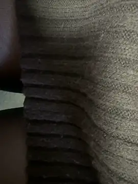 HiddenHoneyLDN online show from 11-06-25, 02:18