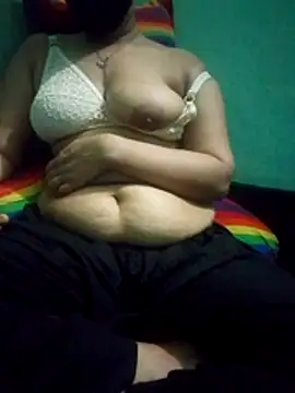 Snapshot of Maria_Mahi chatting on 11-23-25, 04:18 Maria Mahi online show from 11-23-25, 04:18