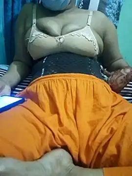 Snapshot of Maria_Mahi chatting on 02-01-26, 12:15 Maria Mahi online show from 02-01-26, 12:15