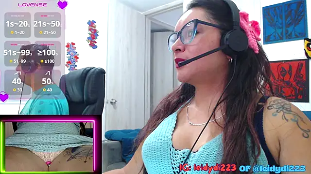 Snapshot of leidydi223 chatting on 09-23-25, 01:25 leidydi223 online show from 09-23-25, 01:25