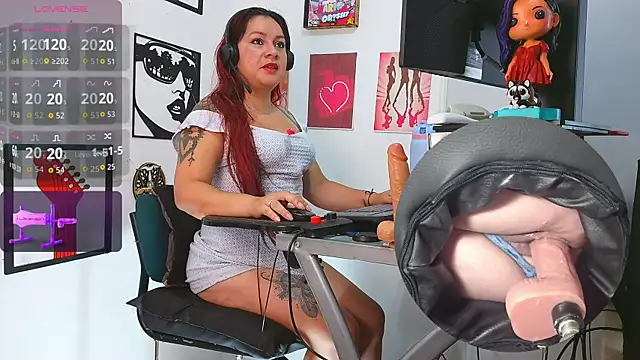 leidydi223 online show from 06-15-26, 02:19