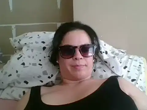 ITALIANASISIXX online show from 04-30-26, 02:12