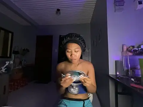 PinayLina18 online show from 05-28-26, 05:38