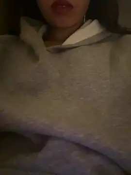  Maya zaidi  online show from 11-04-25, 03:44