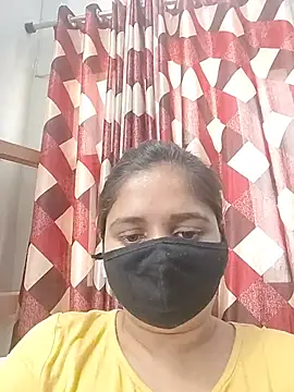 Snapshot of Ruhi_07 chatting on 06-25-26, 05:12 Ruhi 07 online show from 06-25-26, 05:12