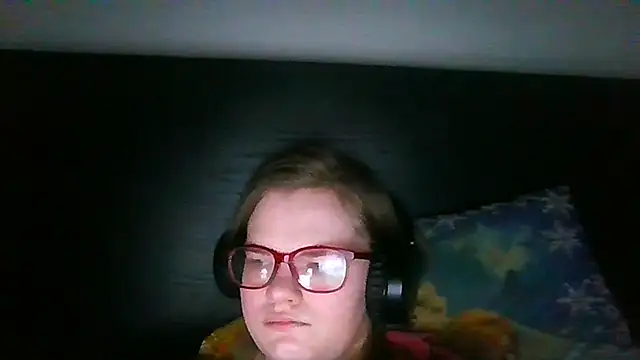 Moonolighta online show from 12-22-25, 12:57