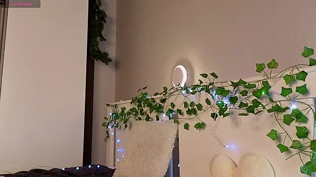 BlushinBloom online show from 02-17-26, 06:32