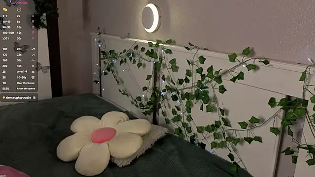 BlushinBloom online show from 07-10-26, 06:39