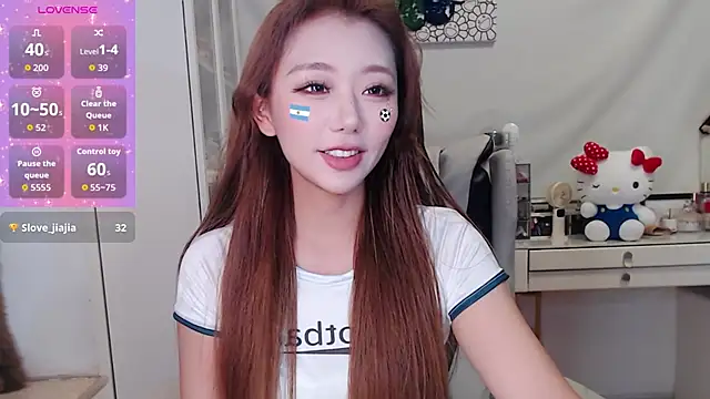 jiajia L online show from 06-18-26, 10:30