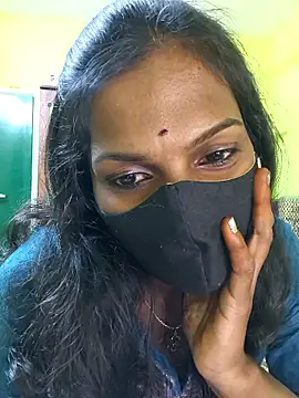 Snapshot of Honey_rosetamil chatting on 10-29-25, 08:10 Honey rosetamil online show from 10-29-25, 08:10