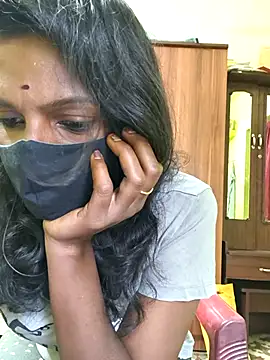 Snapshot of Honey_rosetamil chatting on 11-04-25, 05:28 Honey rosetamil online show from 11-04-25, 05:28