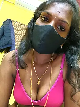 Snapshot of Honey_rosetamil chatting on 11-06-25, 01:12 Honey rosetamil online show from 11-06-25, 01:12