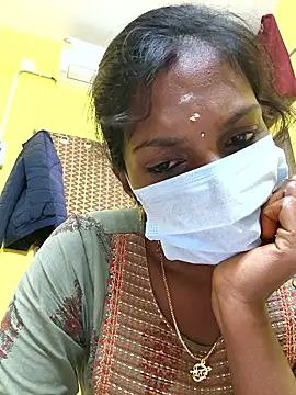 Snapshot of Honey_rosetamil chatting on 11-18-25, 12:53 Honey rosetamil online show from 11-18-25, 12:53