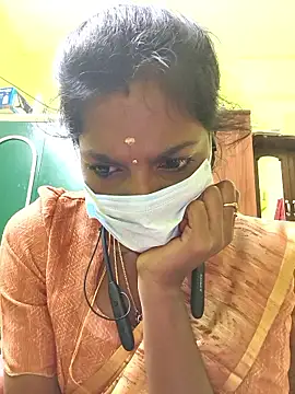 Snapshot of Honey_rosetamil chatting on 11-23-25, 10:09 Honey rosetamil online show from 11-23-25, 10:09