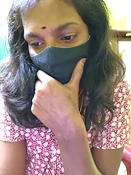 Snapshot of Honey_rosetamil chatting on 11-29-25, 09:18 Honey rosetamil online show from 11-29-25, 09:18