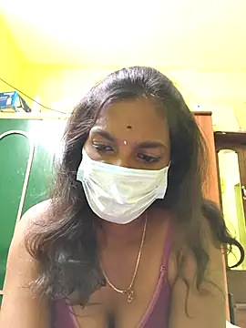 Snapshot of Honey_rosetamil chatting on 12-16-25, 12:48 Honey rosetamil online show from 12-16-25, 12:48