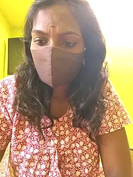 Snapshot of Honey_rosetamil chatting on 12-18-25, 07:36 Honey rosetamil online show from 12-18-25, 07:36