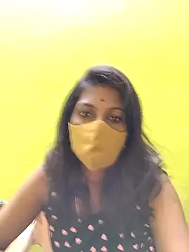 Snapshot of Honey_rosetamil chatting on 12-20-25, 01:29 Honey rosetamil online show from 12-20-25, 01:29