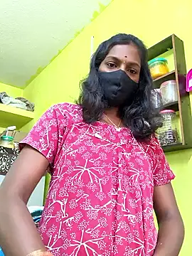 Snapshot of Honey_rosetamil chatting on 01-07-26, 02:14 Honey rosetamil online show from 01-07-26, 02:14