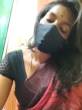 Snapshot of Honey_rosetamil chatting on 02-01-26, 10:30 Honey rosetamil online show from 02-01-26, 10:30