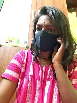 Snapshot of Honey_rosetamil chatting on 02-10-26, 01:43 Honey rosetamil online show from 02-10-26, 01:43