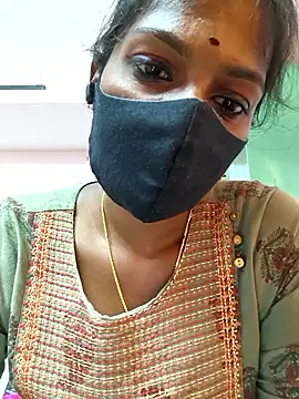 Snapshot of Honey_rosetamil chatting on 03-06-26, 10:12 Honey rosetamil online show from 03-06-26, 10:12