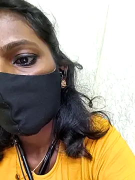 Snapshot of Honey_rosetamil chatting on 05-04-26, 06:37 Honey rosetamil online show from 05-04-26, 06:37