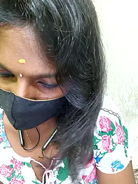 Snapshot of Honey_rosetamil chatting on 05-24-26, 12:10 Honey rosetamil online show from 05-24-26, 12:10