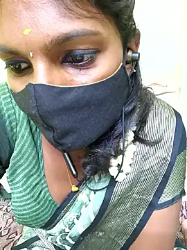 Snapshot of Honey_rosetamil chatting on 05-25-26, 06:47 Honey rosetamil online show from 05-25-26, 06:47