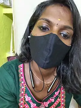 Snapshot of Honey_rosetamil chatting on 06-10-26, 07:02 Honey rosetamil online show from 06-10-26, 07:02